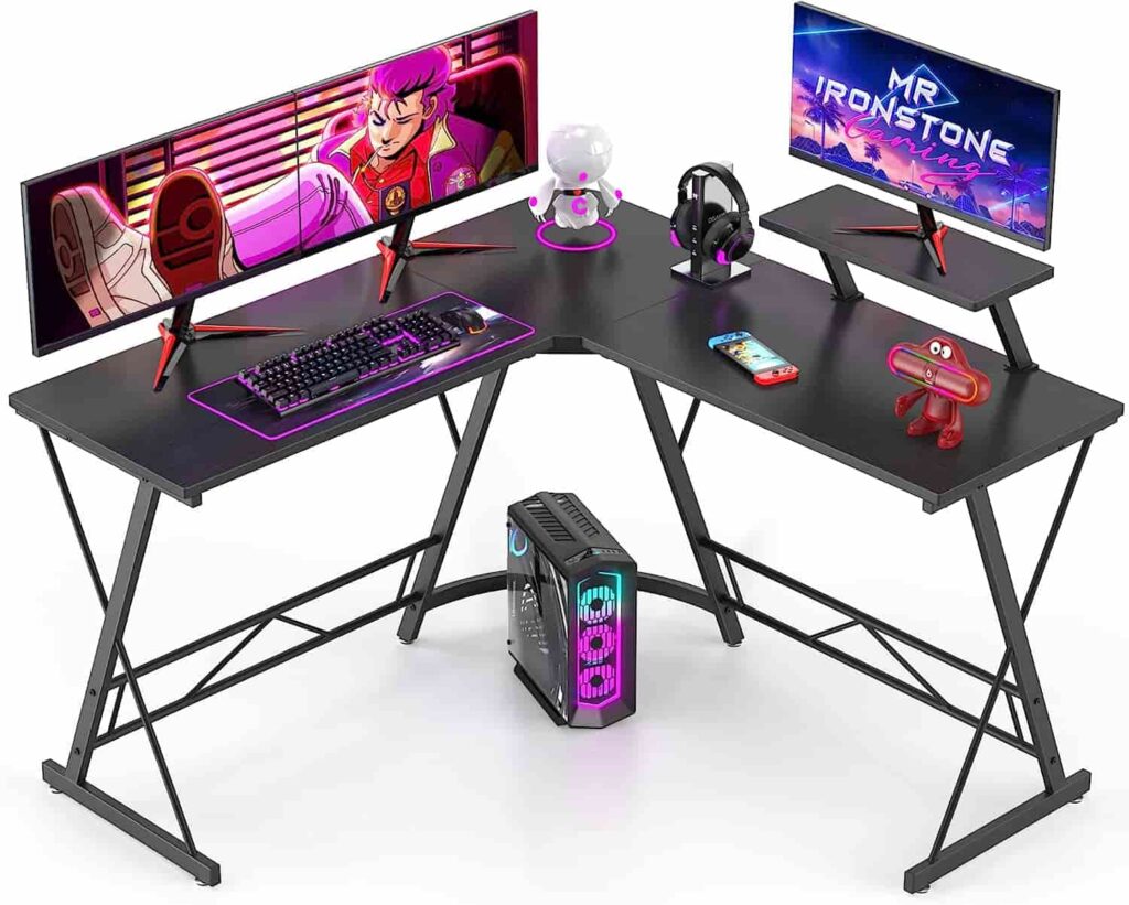 couple gaming desk